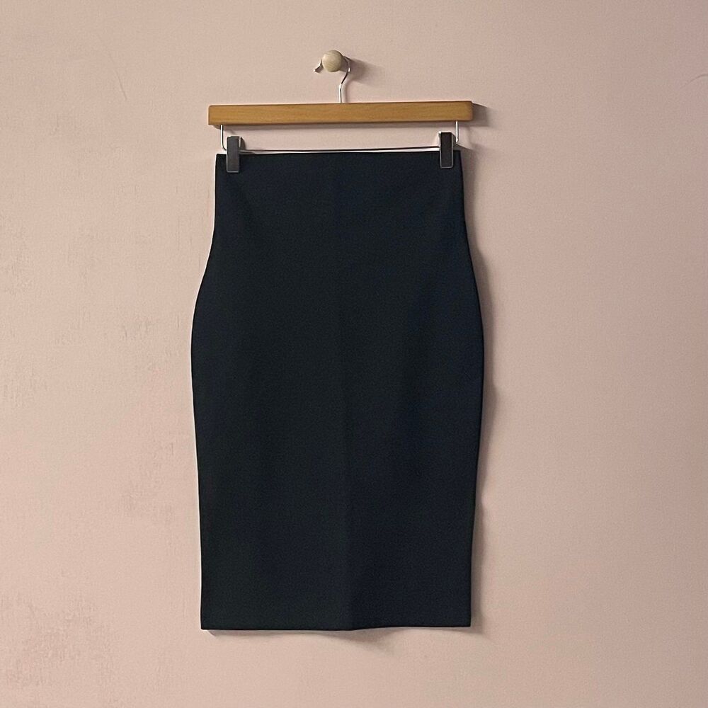 Forever 21 Black Pencil Skirt Size S EUC